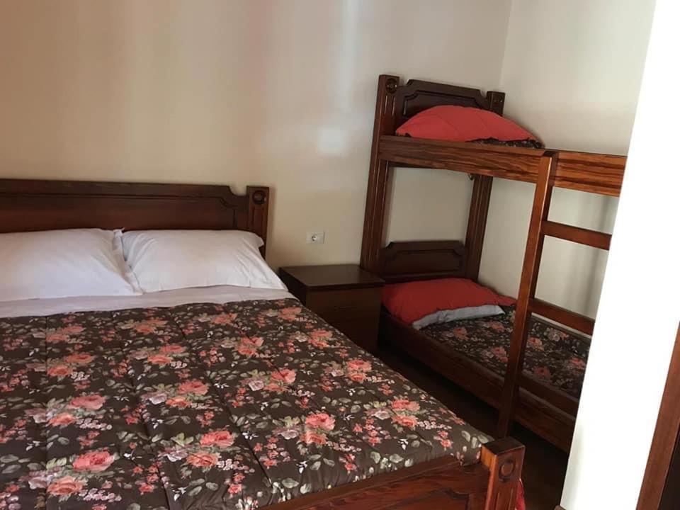 Tepelene Bujtina Hader Xhebro旅舍 外观 照片